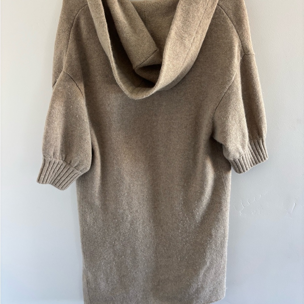 Stunning VINCE Alpaca, Wool and Cashmere Camel Short-Sleeve Cardigan Sweater (L) - Picture 10 of 10